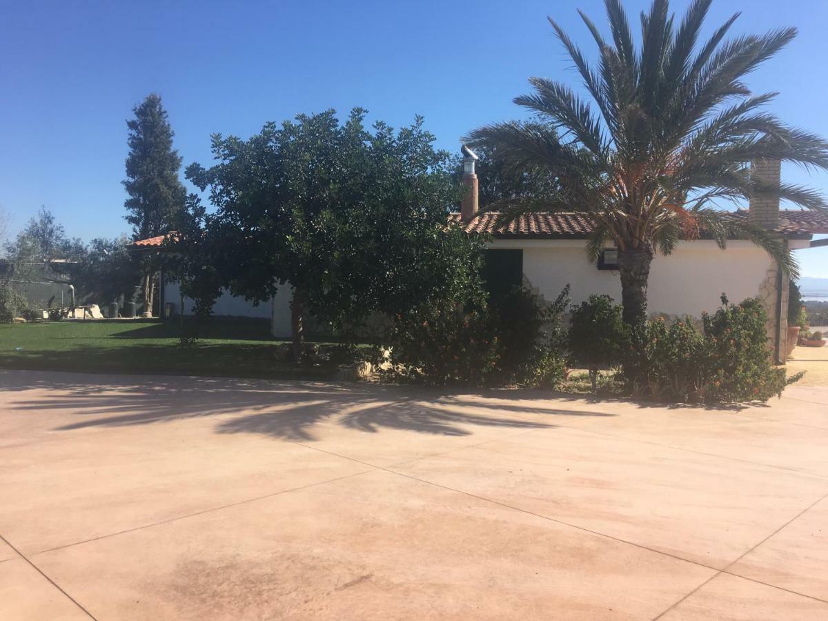 Casa Vacanze Sant'Antioco Luaran gambar
