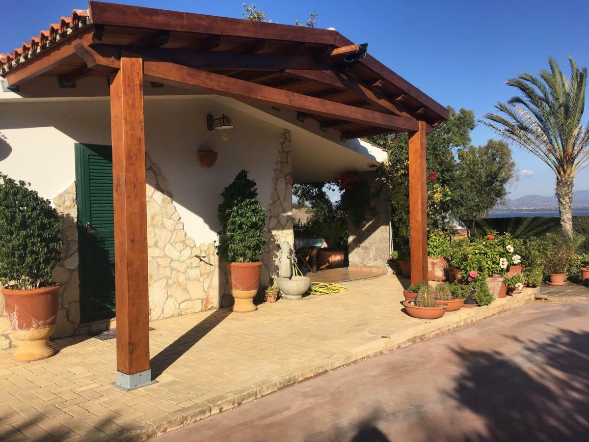 Casa Vacanze Sant'Antioco Luaran gambar