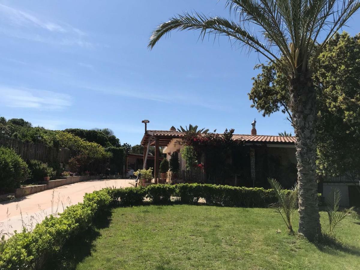 Casa Vacanze Sant'Antioco Luaran gambar